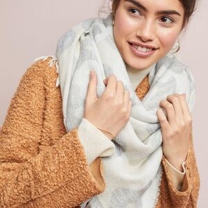 NWT Anthropologie Grey  Frayed Camp Scarf